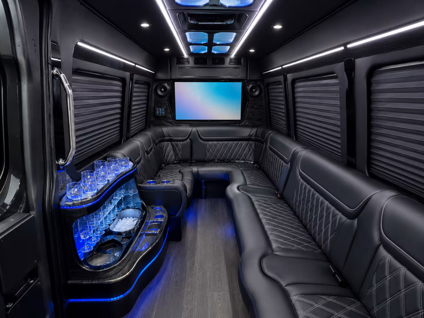 bus rental options for fort wayne trips