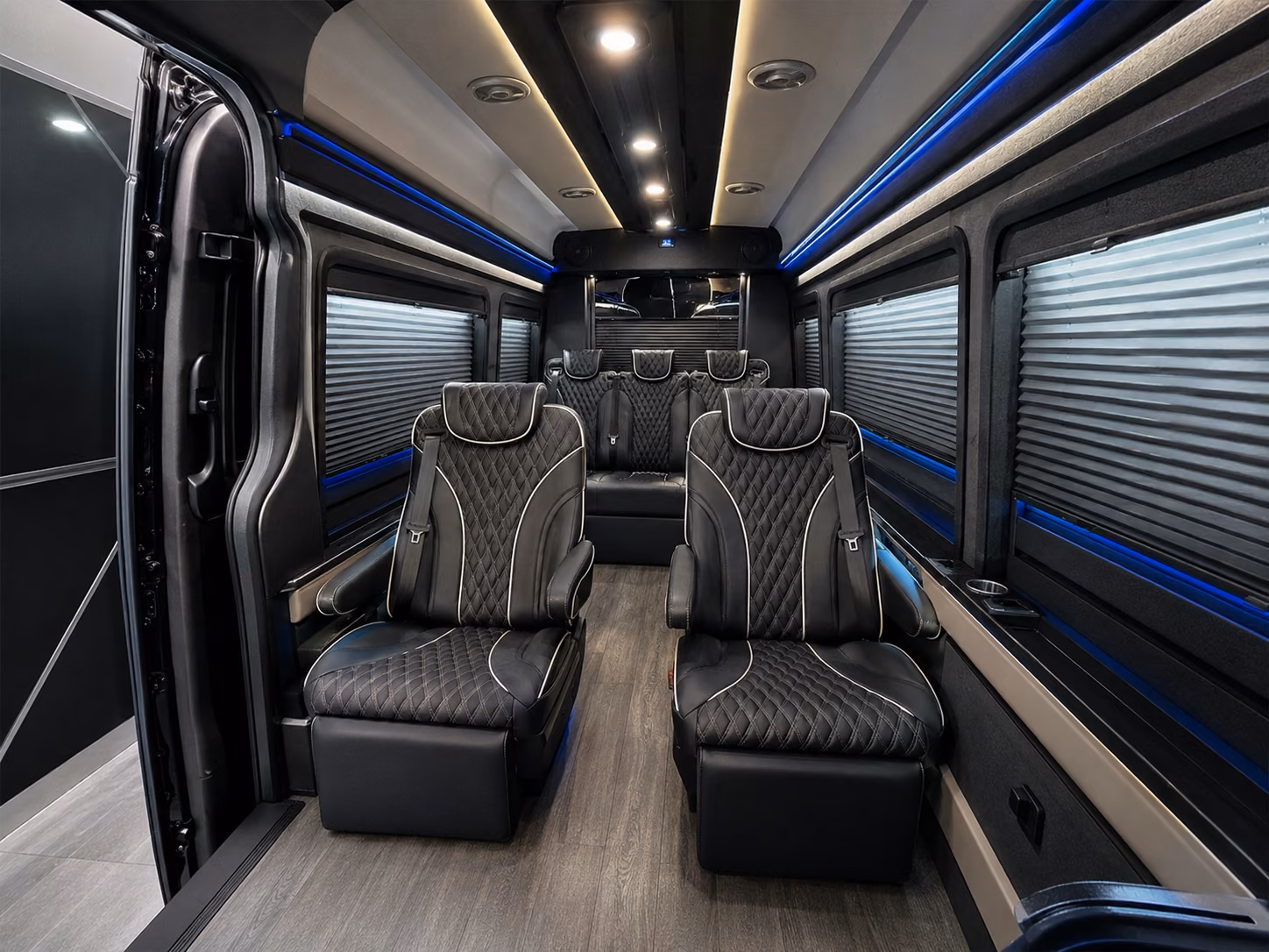 fort wayne airport shuttle buses for employees