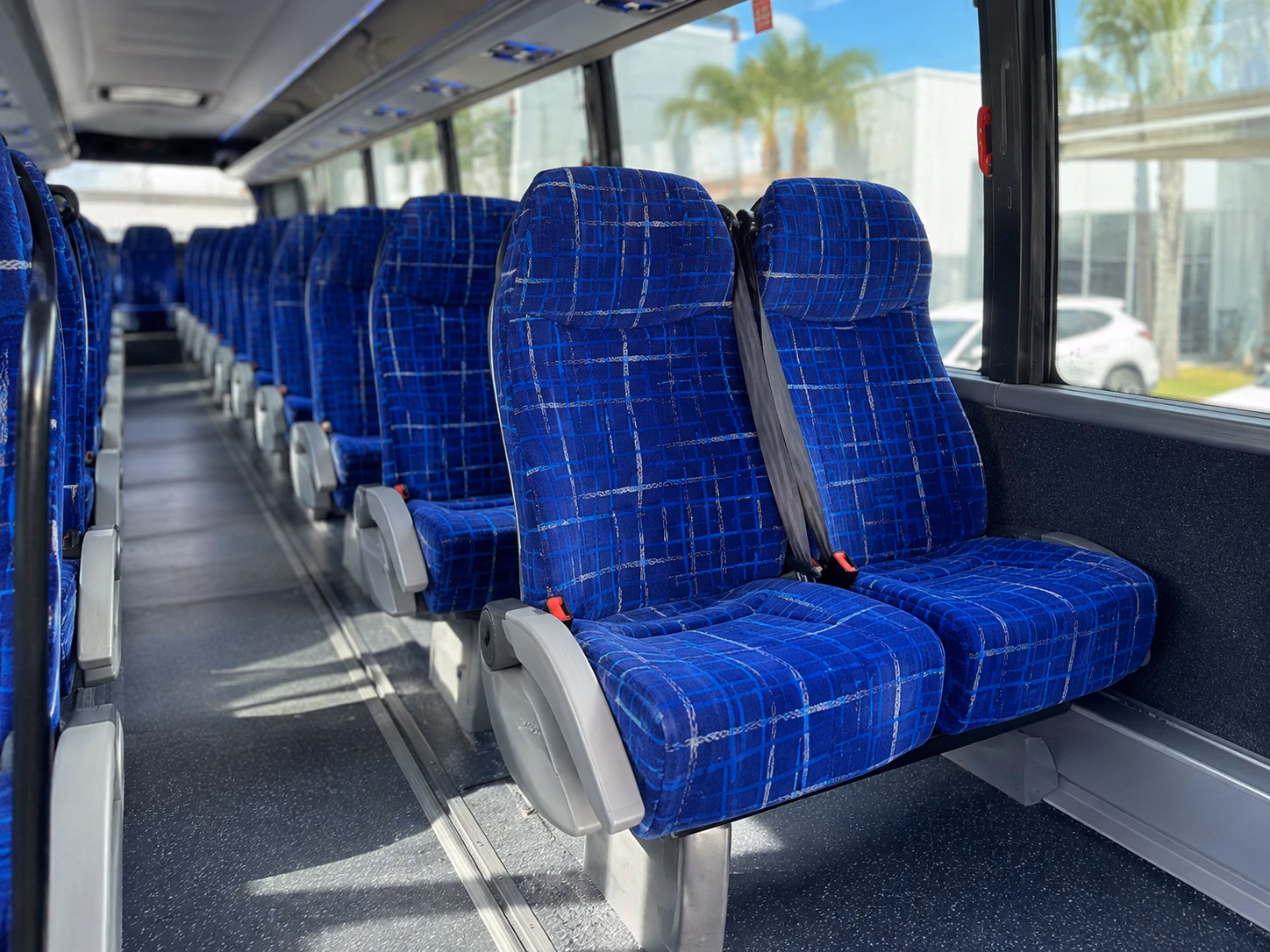 fort wayne hospital and campus shuttle bus rentals