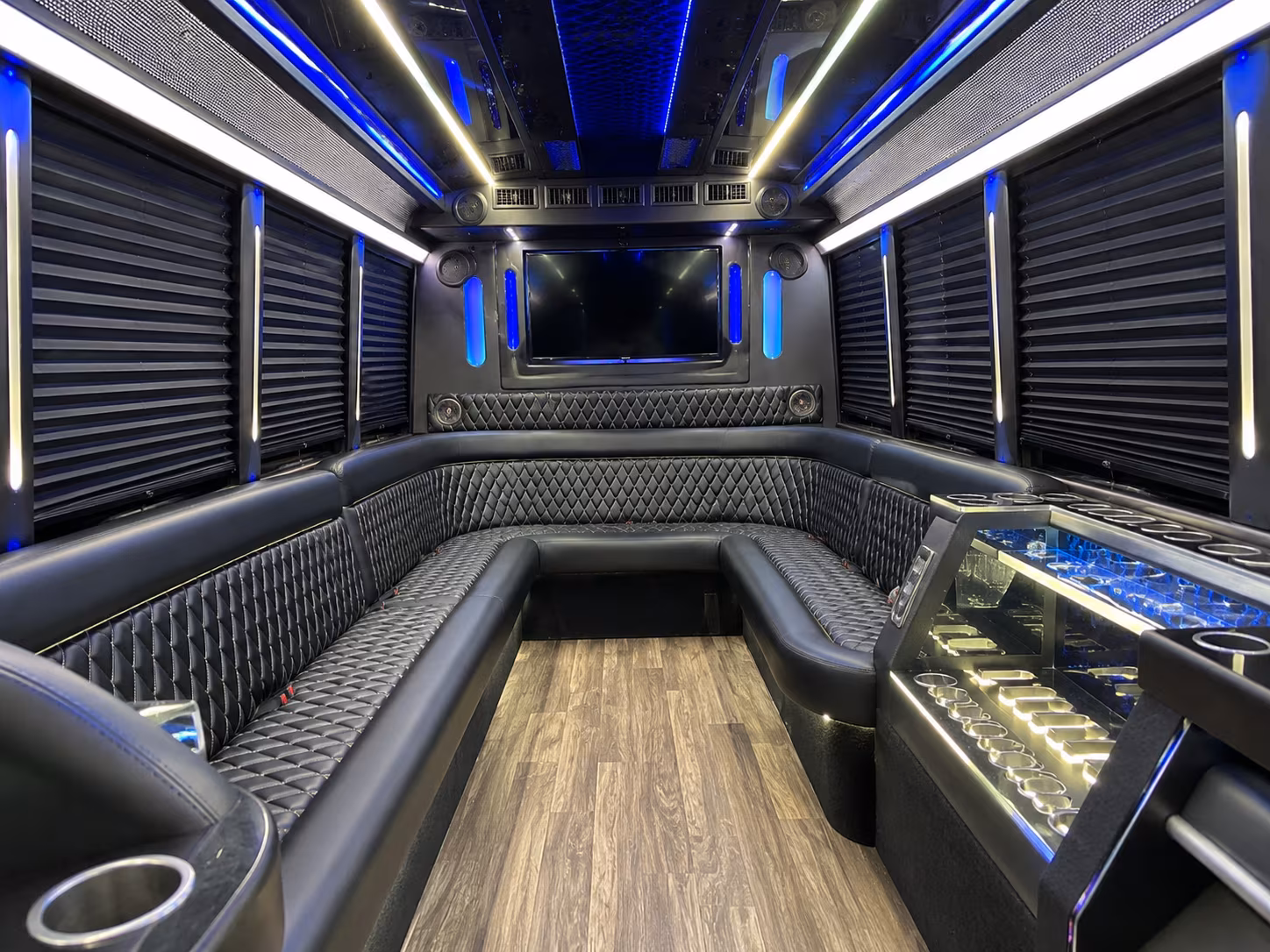 rent a fort wayne prom party bus or charter bus today